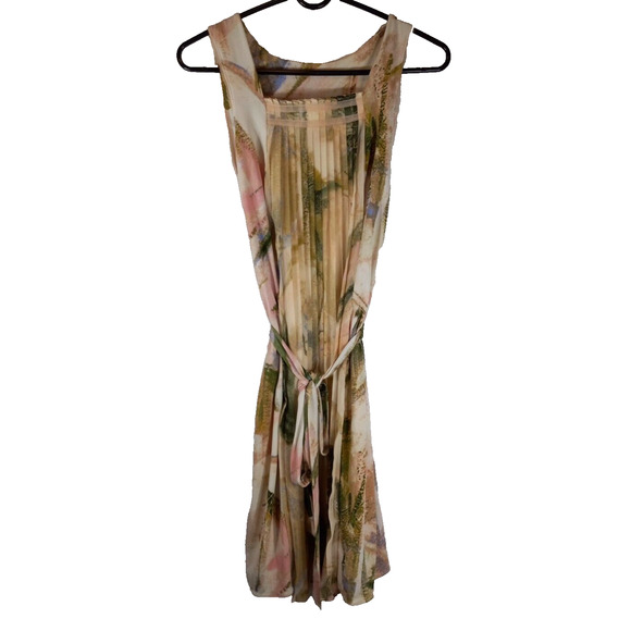 Vera Wang Simply Vera Flowy Slip Dress Pleated Front Sleeveless Floral Sz PM - Picture 1 of 9